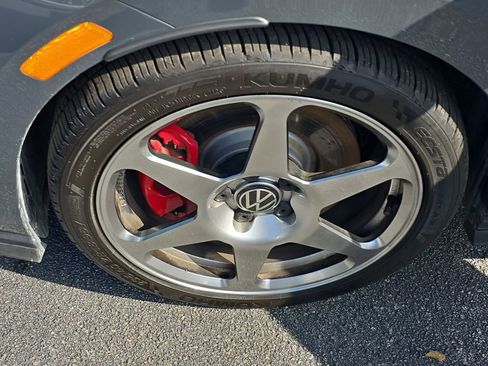 Used 2024 Volkswagen GTI SE image 8