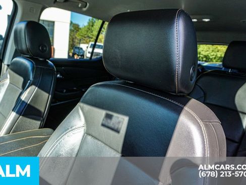 Used 2021 Chevrolet Traverse RS w/ LPO, Floor Liner Package image 19