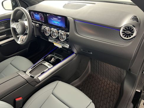 New 2026 Mercedes-Benz GLA 250 4MATIC image 26