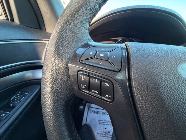 Used 2018 Ford Explorer XLT w/ Equipment Group 202A AWD/4WD image 26