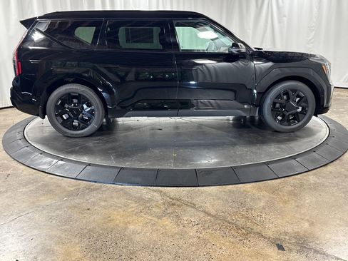 New 2026 Kia EV9 Land image 13