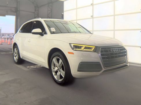 Used 2018 Audi Q5 2.0T Premium Plus AWD/4WD image 4