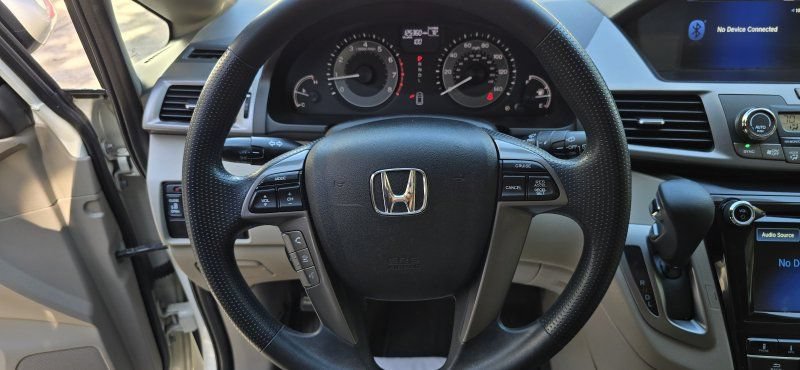 Used 2016 Honda Odyssey SE image 18