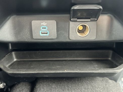 Used 2024 Ford F250 XLT image 10