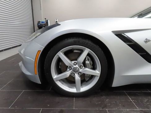 Used 2015 Chevrolet Corvette Stingray Coupe w/ 2LT Preferred Equipment Group RWD image 11