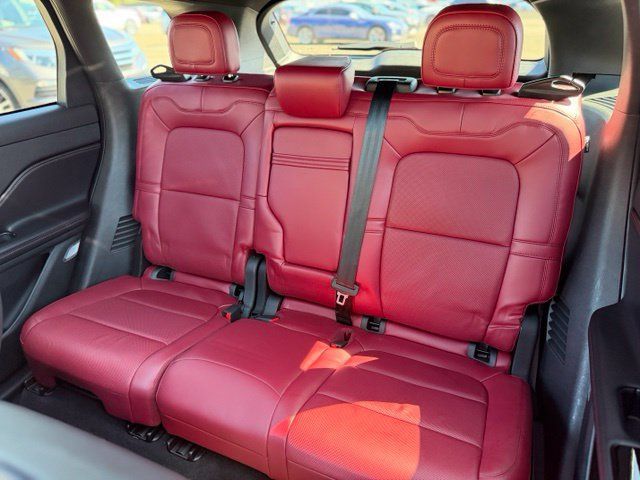 Used 2023 Lincoln Corsair Reserve w/ Equipment Group 201A AWD/4WD image 18