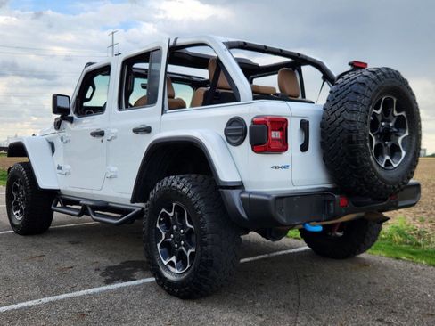 Used 2021 Jeep Wrangler Unlimited Rubicon 4xe w/ Cold Weather Group AWD/4WD image 3