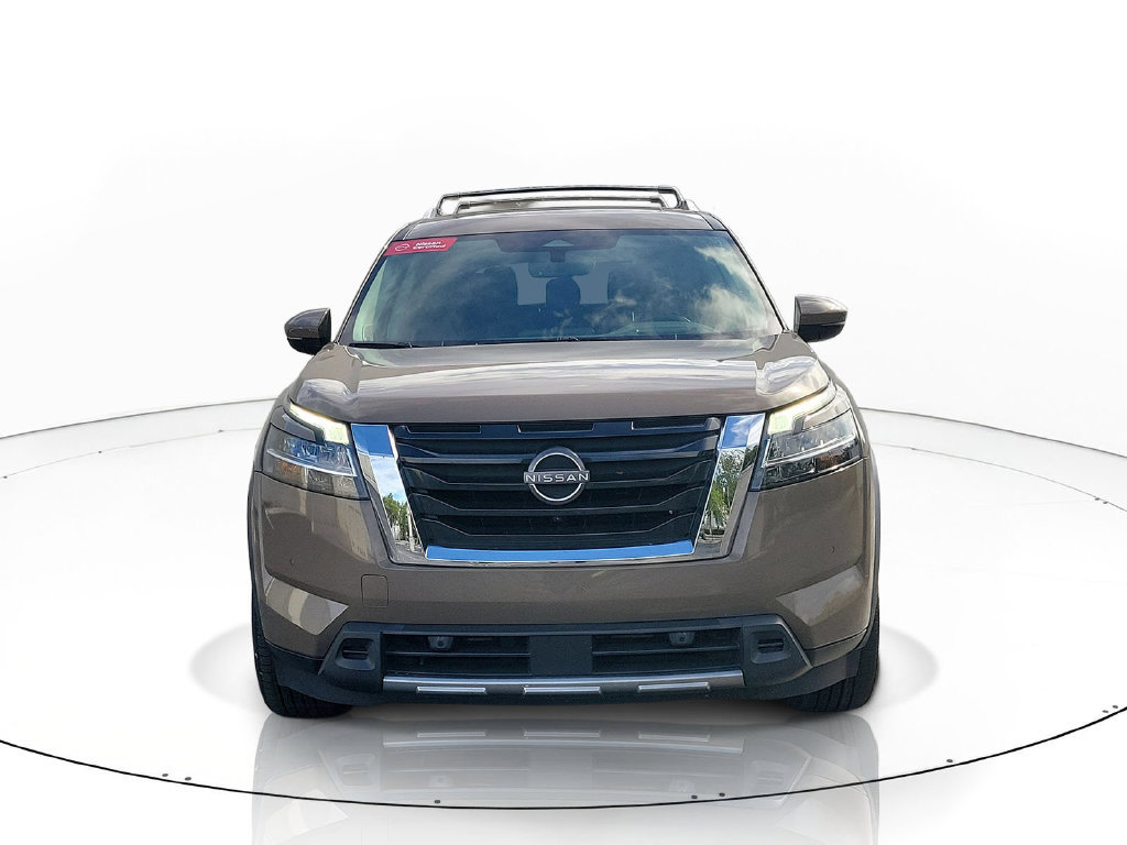 Certified 2023 Nissan Pathfinder Platinum w/ Lighting Package (N93) FWD image 2