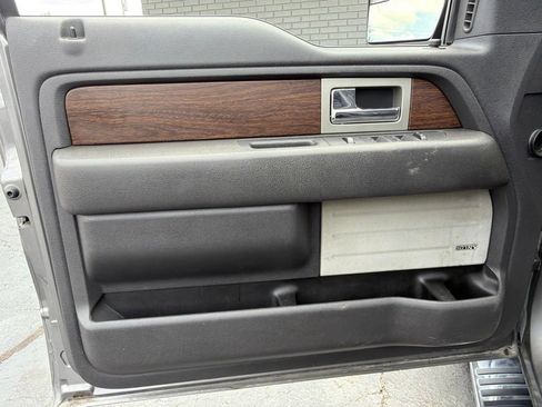 Used 2014 Ford F150 Lariat w/ Equipment Group 502A Luxury AWD/4WD image 19
