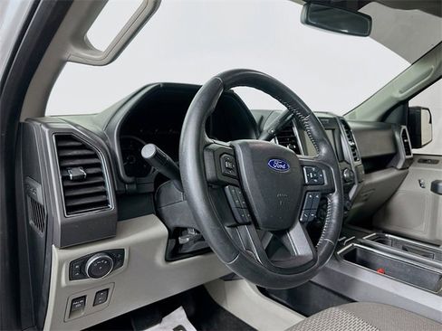 Used 2018 Ford F150 XLT w/ Equipment Group 302A Luxury image 9