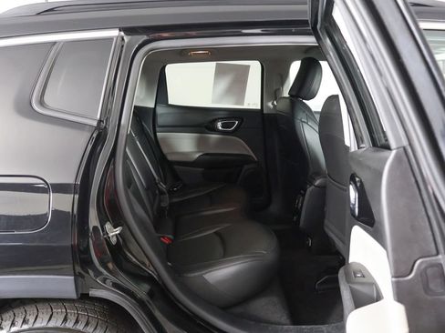 Used 2022 Jeep Compass Limited AWD/4WD image 31