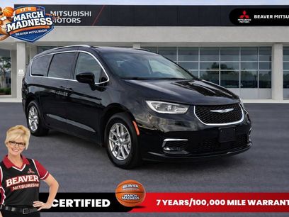 Used 2024 Chrysler Pacifica Touring-L