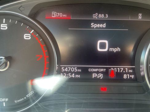 Used 2021 Audi Q5 2.0T Premium w/ Convenience Package AWD/4WD image 31