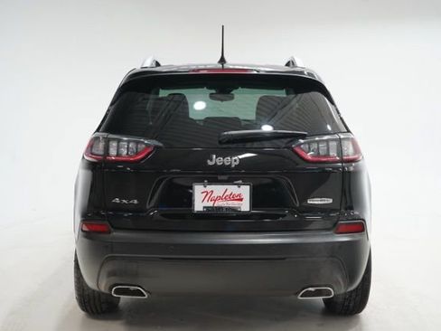 Used 2021 Jeep Cherokee Latitude Lux w/ Mopar Interior Package image 7