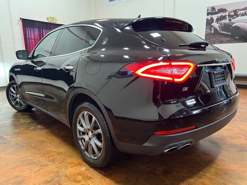 Used 2018 Maserati Levante AWD/4WD image 2