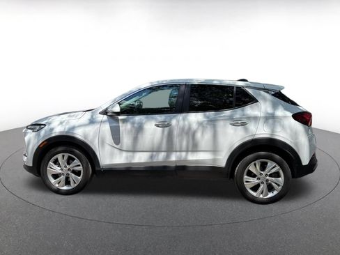 Used 2025 Buick Encore GX Preferred FWD image 8
