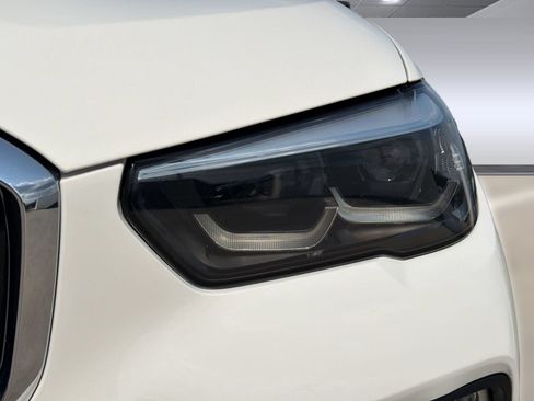 Used 2020 BMW X5 xDrive40i w/ Premium Package AWD/4WD image 11