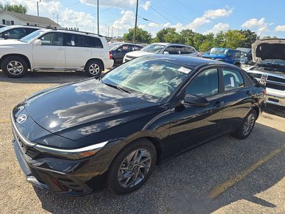 Used 2024 Hyundai Elantra SEL