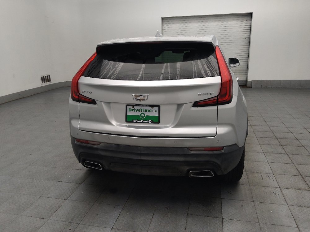 Used 2020 Cadillac XT4 Luxury w/ Cold Weather Package FWD image 7