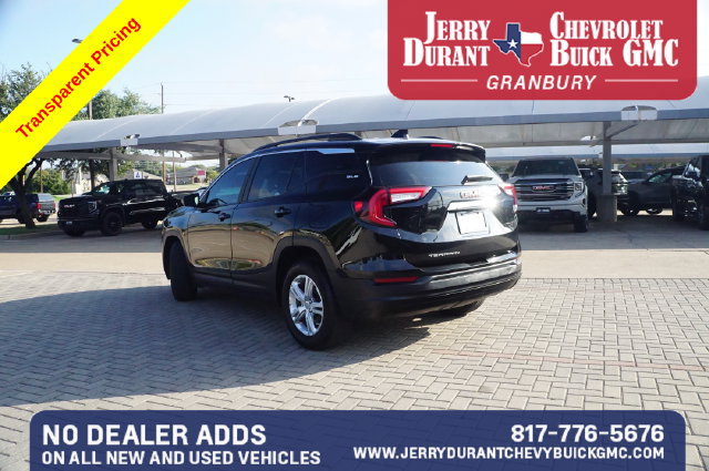 Used 2024 GMC Terrain SLE w/ Driver Convenience Package FWD image 5