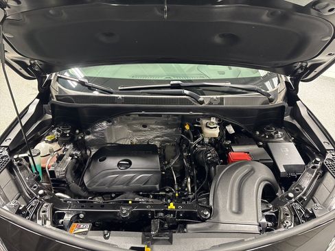 Used 2023 Buick Encore GX Essence w/ Advanced Technology Package image 40