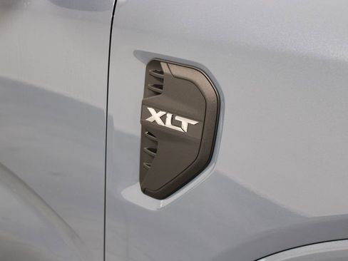 New 2025 Ford Ranger XLT w/ Chrome Accent Package image 11