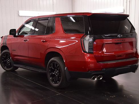 Used 2025 Chevrolet Tahoe RST w/ RST Performance Edition AWD/4WD image 5
