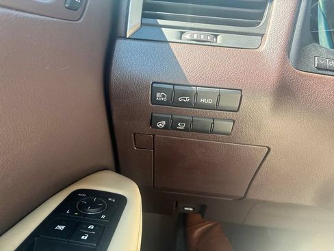 Used 2017 Lexus RX 350 AWD w/ Luxury Package image 9