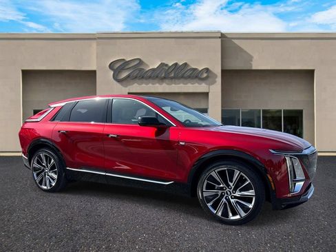 New 2026 Cadillac Lyriq Signature Luxury w/ Nappa Leather Package AWD/4WD image 1