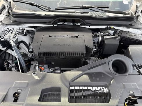 Used 2025 Honda Pilot Touring image 30