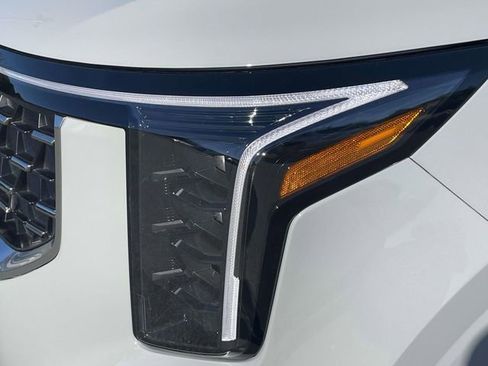 New 2026 Kia Carnival SX image 8