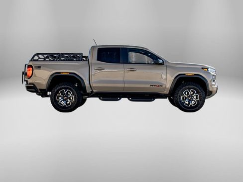 Used 2024 GMC Canyon AT4X image 2