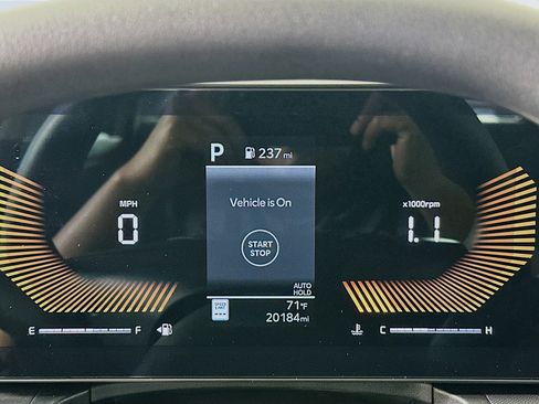 Used 2025 Kia K4 LXS image 19