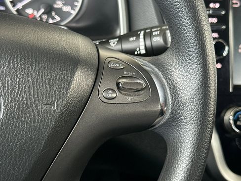 Used 2023 Nissan Murano S image 32