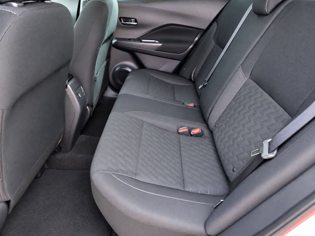 Used 2024 Nissan Kicks SV FWD image 22