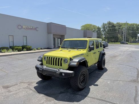 Used 2023 Jeep Wrangler Unlimited Sport AWD/4WD image 2
