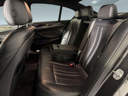 Used 2020 BMW 540i w/ Convenience Package RWD image 23
