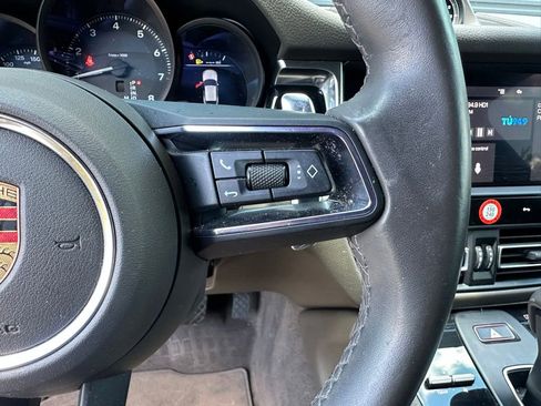 Certified 2023 Porsche Macan AWD/4WD image 23