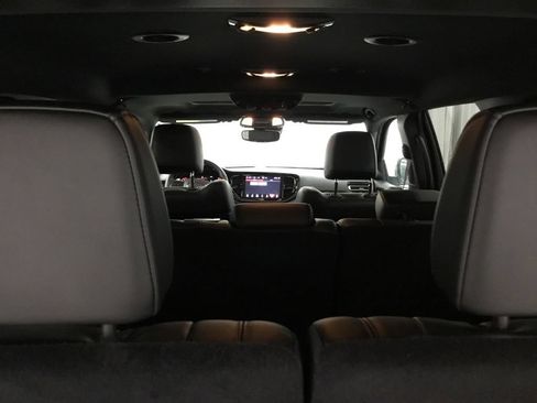 Used 2025 Dodge Durango GT AWD/4WD image 35