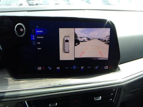 Used 2025 Chevrolet Tahoe LT AWD/4WD image 27