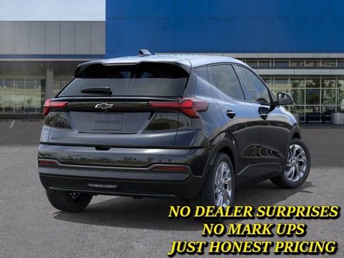 New 2027 Chevrolet Bolt LT w/ Comfort Package FWD image 4