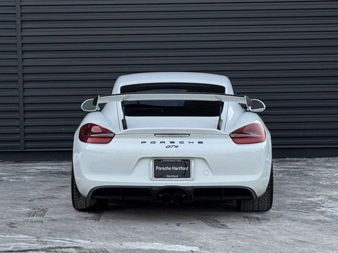 Certified 2016 Porsche Cayman GT4 w/ Sport Chrono Package image 6