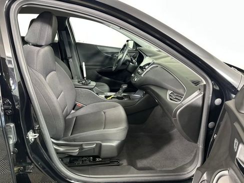 Used 2024 Chevrolet Malibu LT image 28
