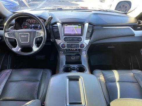 Used 2019 GMC Yukon XL SLT w/ Open Road Package image 30