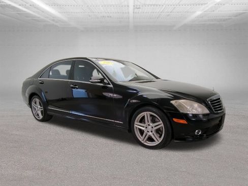 Used 2007 Mercedes-Benz S 550 4MATIC image 7