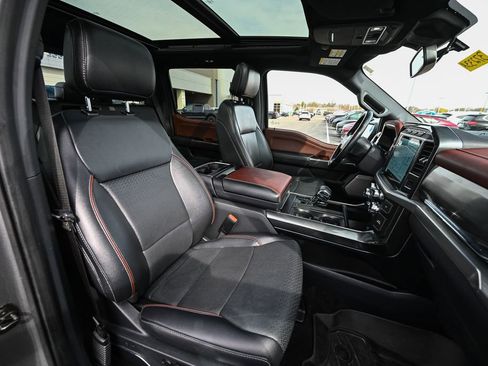 Used 2022 Ford F150 Lariat image 25