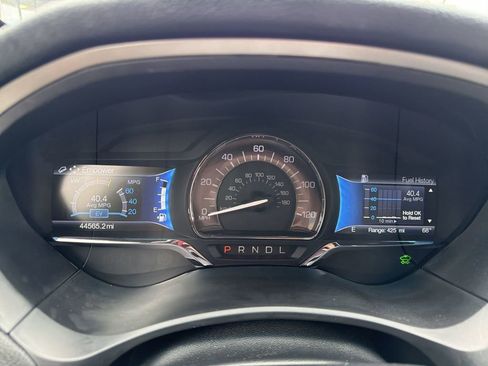 Used 2019 Lincoln MKZ Reserve FWD image 10