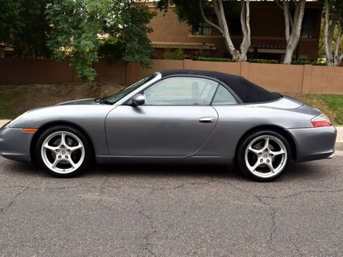 Used 2002 Porsche 911 Cabriolet image 4