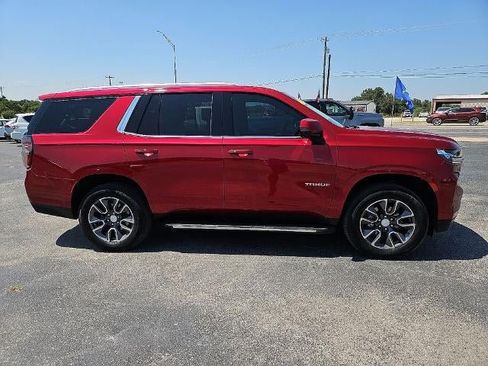Used 2023 Chevrolet Tahoe LT w/ Luxury Package RWD image 9