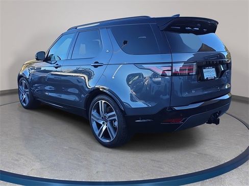 Used 2024 Land Rover Discovery Dynamic SE image 7